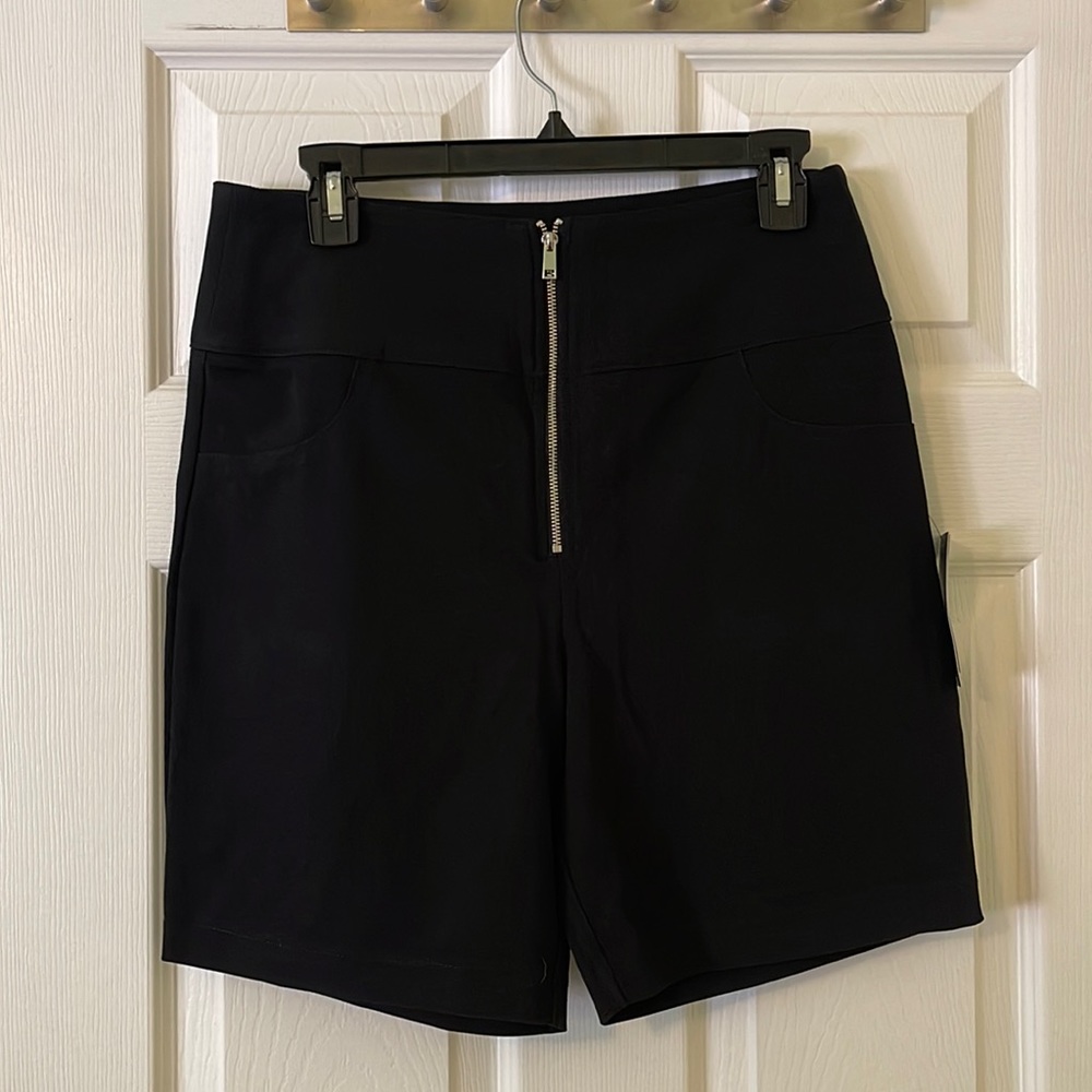 Danielle Bernstein Bermuda shorts